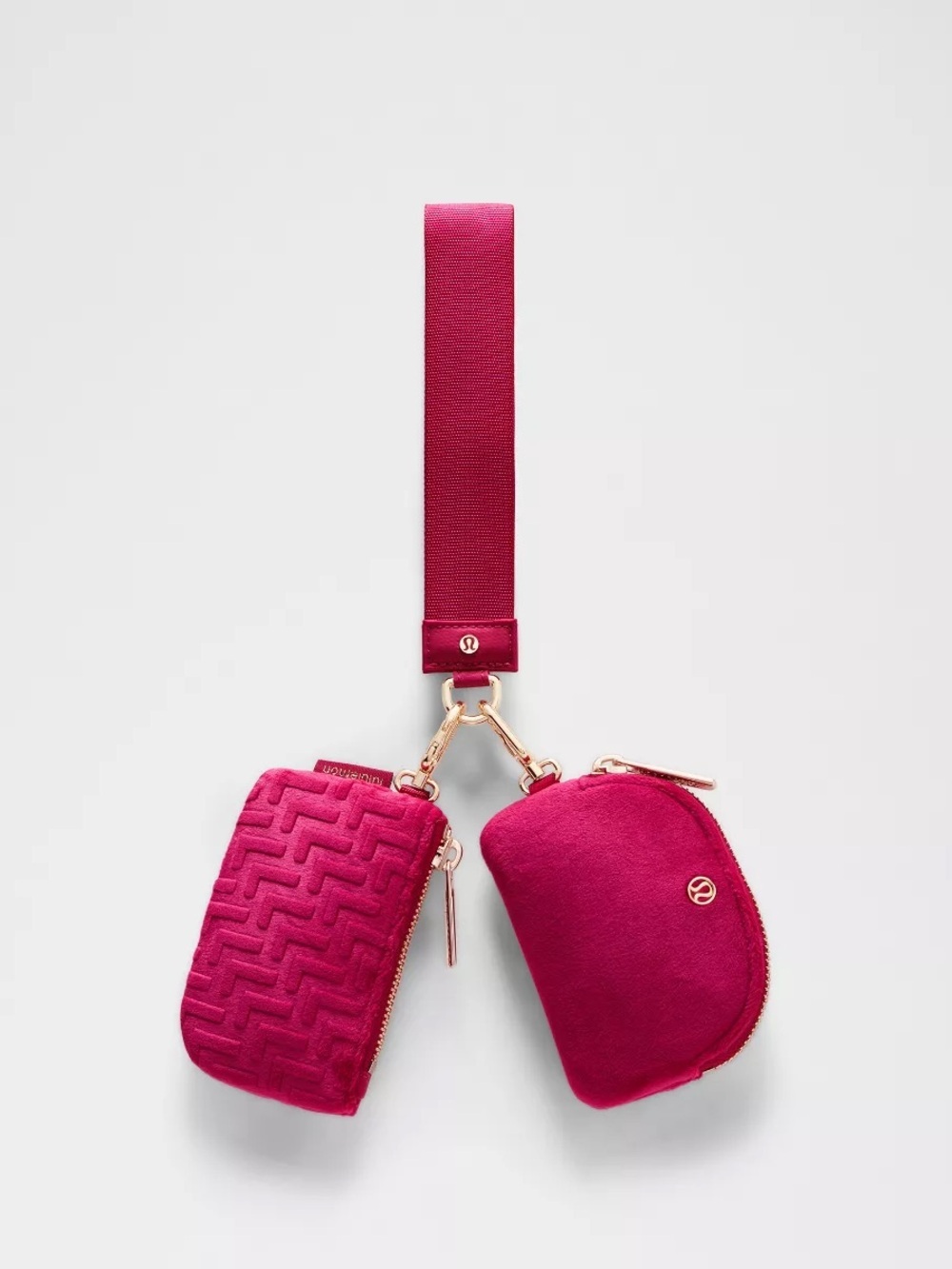 144 ๐๐ Lululemon Dual Pouch Wristlet L Monogram Velvet - Berry Rumble